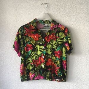 Vintage Vibrant Tropical Button Up Blouse